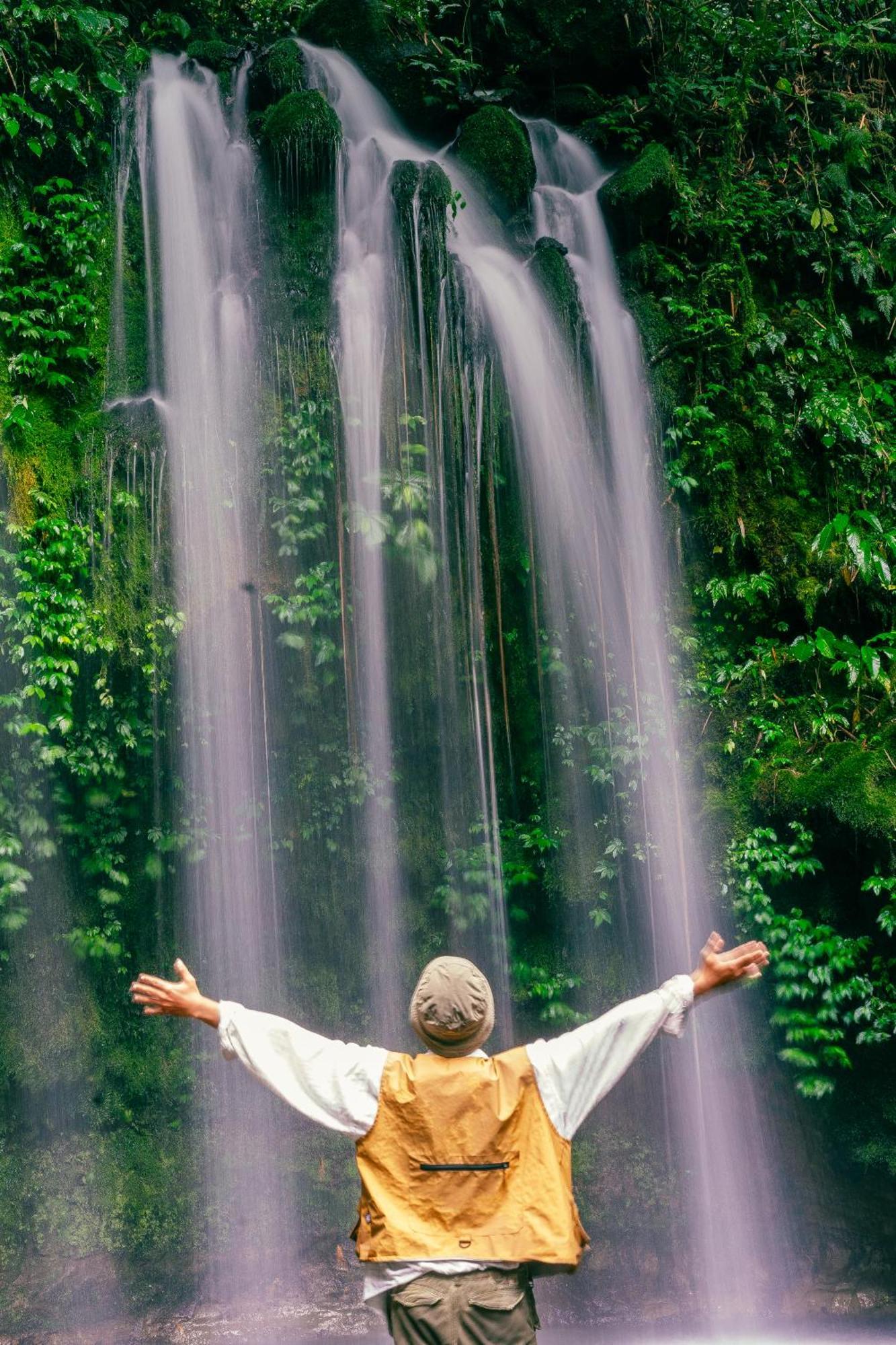 Santya Loka Lodge & Twin Waterfall Jatiluwih Esterno foto